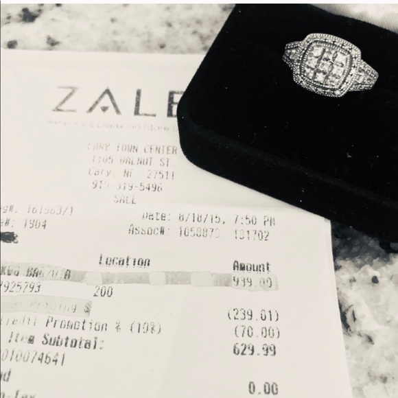 1ct DIAMOND RING - Picture 2 of 6